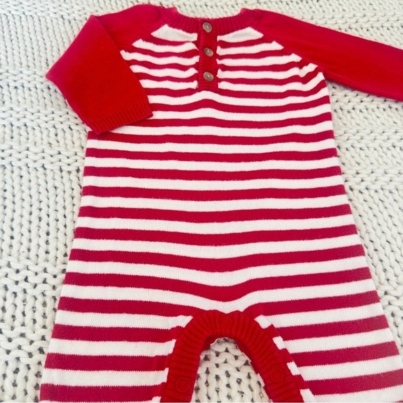 Cherokee Red & White Stripped Onesie Baby Size 6 Months - Picture 2 of 4